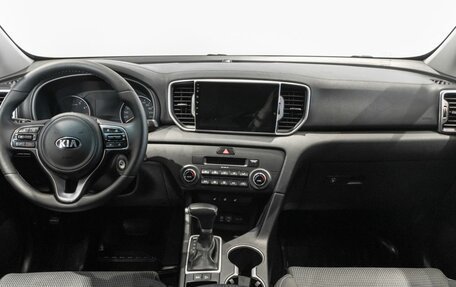 KIA Sportage IV рестайлинг, 2017 год, 1 837 700 рублей, 6 фотография
