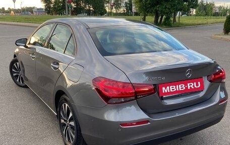 Mercedes-Benz A-Класс, 2020 год, 2 900 000 рублей, 5 фотография