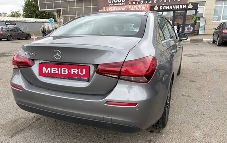 Mercedes-Benz A-Класс, 2020 год, 2 900 000 рублей, 3 фотография