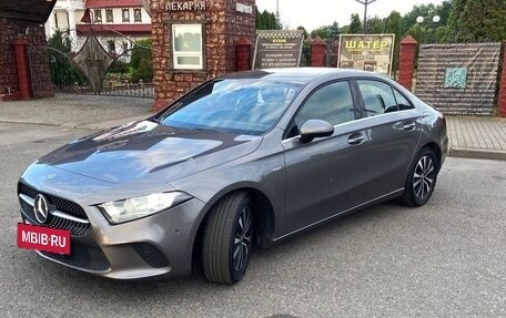 Mercedes-Benz A-Класс, 2020 год, 2 900 000 рублей, 9 фотография