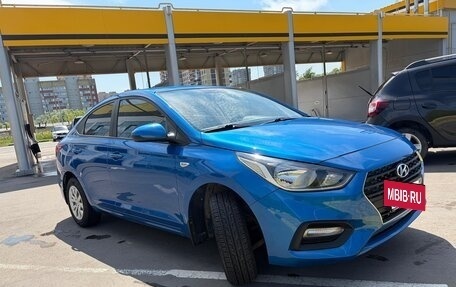 Hyundai Solaris II рестайлинг, 2017 год, 1 080 000 рублей, 4 фотография