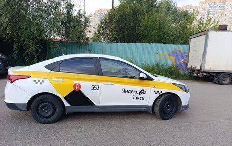 Hyundai Solaris II рестайлинг, 2021 год, 1 150 000 рублей, 5 фотография