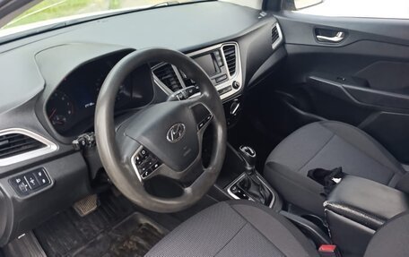 Hyundai Solaris II рестайлинг, 2021 год, 1 150 000 рублей, 7 фотография