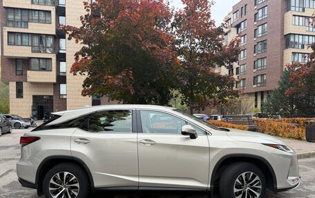 Lexus RX IV рестайлинг, 2020 год, 4 650 000 рублей, 3 фотография