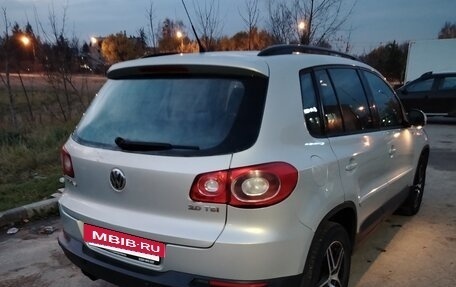 Volkswagen Tiguan I, 2010 год, 800 000 рублей, 3 фотография