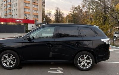 Mitsubishi Outlander III рестайлинг 3, 2013 год, 1 300 000 рублей, 1 фотография