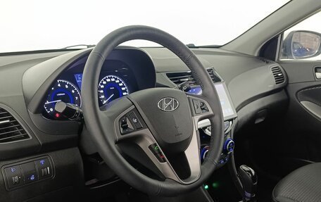Hyundai Solaris II рестайлинг, 2015 год, 1 150 000 рублей, 9 фотография
