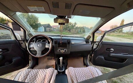 Nissan Tiida, 2010 год, 850 000 рублей, 16 фотография