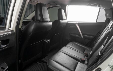 Toyota RAV4, 2018 год, 2 469 000 рублей, 11 фотография