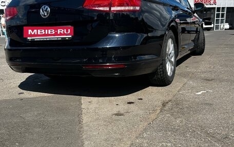 Volkswagen Passat B8 рестайлинг, 2019 год, 2 000 000 рублей, 5 фотография