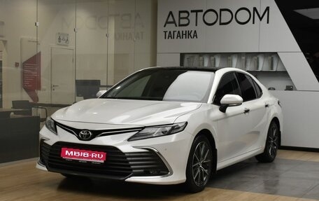 Toyota Camry, 2023 год, 3 200 000 рублей, 1 фотография