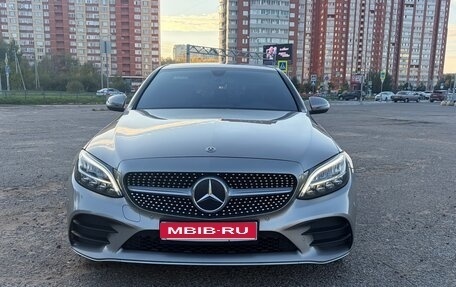 Mercedes-Benz C-Класс, 2019 год, 2 600 000 рублей, 1 фотография