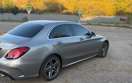 Mercedes-Benz C-Класс, 2019 год, 2 600 000 рублей, 4 фотография