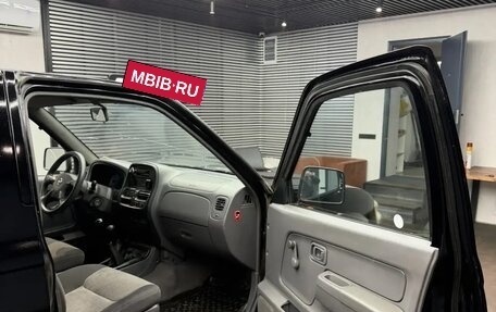 Nissan NP300, 2008 год, 650 000 рублей, 9 фотография