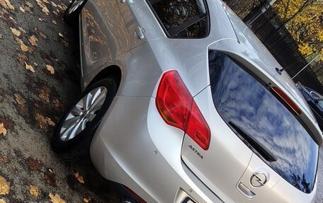 Opel Astra J, 2011 год, 800 000 рублей, 3 фотография