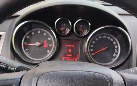Opel Astra J, 2011 год, 800 000 рублей, 11 фотография
