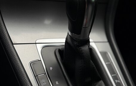 Volkswagen Golf VII рестайлинг, 2013 год, 1 290 000 рублей, 10 фотография