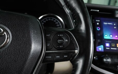 Toyota Camry, 2018 год, 2 249 000 рублей, 18 фотография