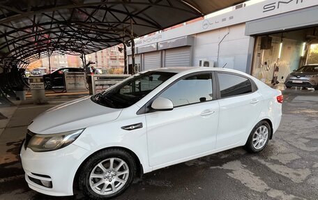 KIA Rio III рестайлинг, 2015 год, 850 000 рублей, 4 фотография
