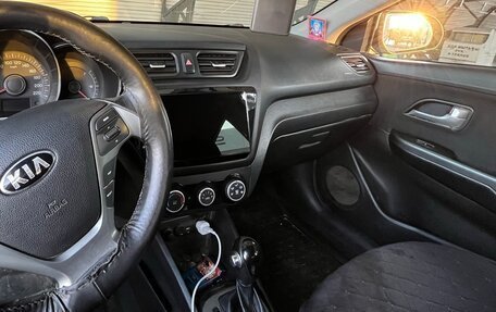 KIA Rio III рестайлинг, 2015 год, 850 000 рублей, 3 фотография