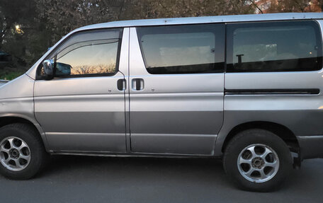 Mazda Bongo Friendee i рестайлинг, 1998 год, 499 999 рублей, 6 фотография