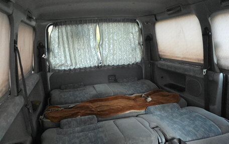 Mazda Bongo Friendee i рестайлинг, 1998 год, 499 999 рублей, 12 фотография
