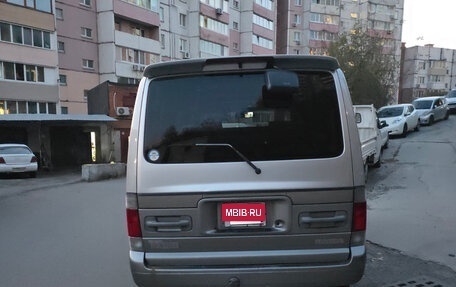 Mazda Bongo Friendee i рестайлинг, 1998 год, 499 999 рублей, 4 фотография