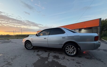 Toyota Vista, 1998 год, 380 000 рублей, 4 фотография
