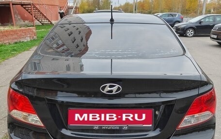 Hyundai Solaris II рестайлинг, 2011 год, 700 000 рублей, 1 фотография