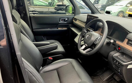 Honda Stepwgn, 2023 год, 2 265 000 рублей, 7 фотография