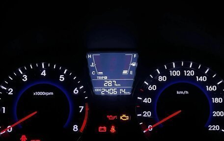 Hyundai Solaris II рестайлинг, 2012 год, 700 000 рублей, 7 фотография