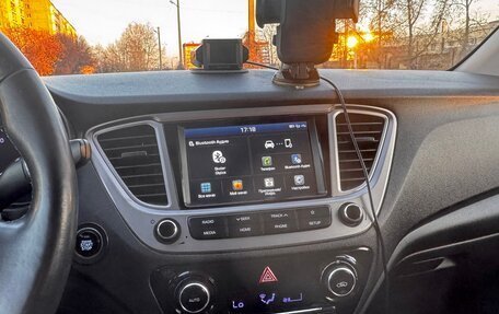 Hyundai Solaris II рестайлинг, 2019 год, 1 150 000 рублей, 8 фотография