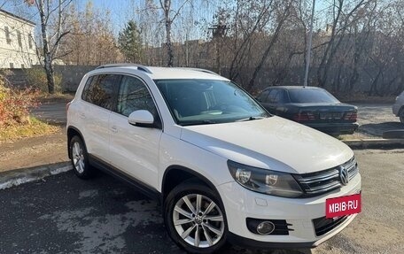 Volkswagen Tiguan I, 2012 год, 1 600 000 рублей, 2 фотография