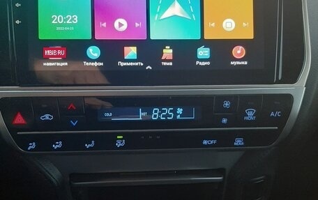 Toyota Land Cruiser Prado 150 рестайлинг, 2021 год, 4 450 000 рублей, 15 фотография