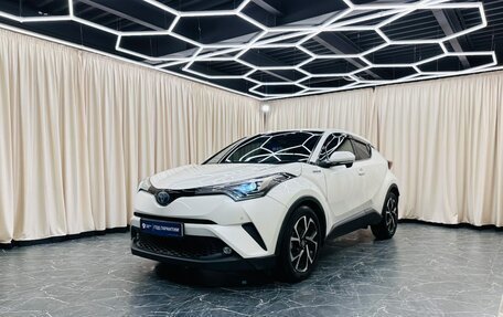 Toyota C-HR I рестайлинг, 2018 год, 2 449 900 рублей, 2 фотография