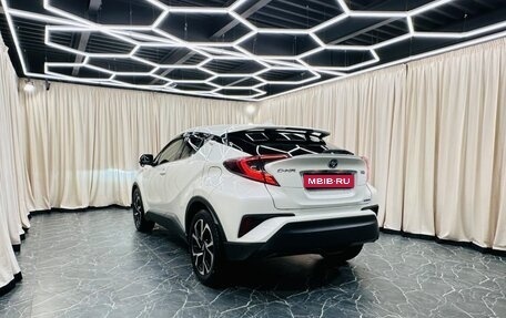 Toyota C-HR I рестайлинг, 2018 год, 2 449 900 рублей, 4 фотография