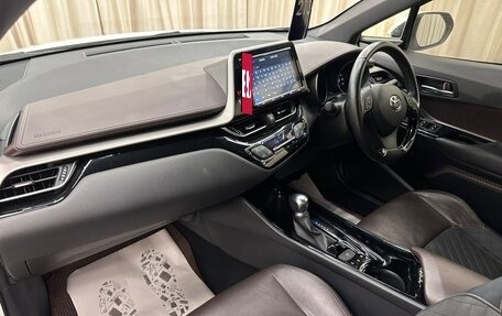 Toyota C-HR I рестайлинг, 2018 год, 2 449 900 рублей, 13 фотография