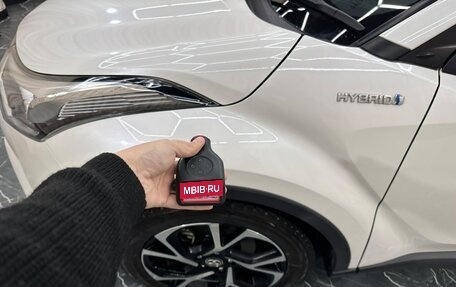 Toyota C-HR I рестайлинг, 2018 год, 2 449 900 рублей, 21 фотография