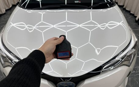 Toyota C-HR I рестайлинг, 2018 год, 2 449 900 рублей, 30 фотография