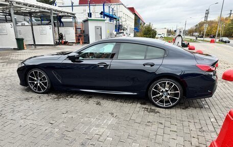 BMW 8 серия, 2022 год, 7 900 000 рублей, 2 фотография