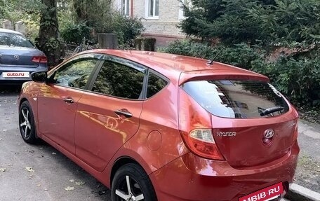 Hyundai Solaris II рестайлинг, 2012 год, 6 фотография