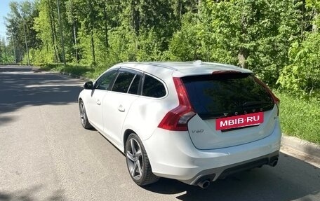 Volvo V60 I, 2013 год, 1 350 000 рублей, 4 фотография