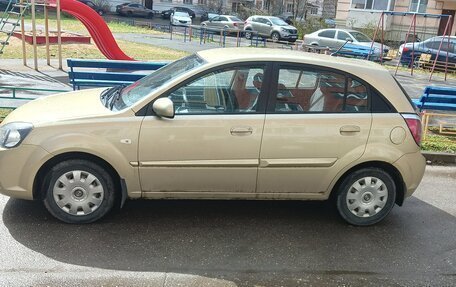 KIA Rio II, 2011 год, 680 000 рублей, 4 фотография