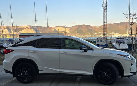 Lexus RX IV рестайлинг, 2018 год, 5 200 000 рублей, 8 фотография