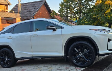 Lexus RX IV рестайлинг, 2018 год, 5 200 000 рублей, 14 фотография