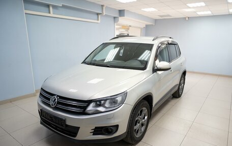 Volkswagen Tiguan I, 2013 год, 949 000 рублей, 2 фотография