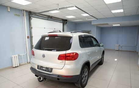 Volkswagen Tiguan I, 2013 год, 949 000 рублей, 3 фотография