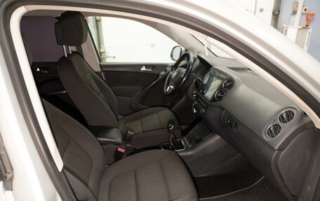 Volkswagen Tiguan I, 2013 год, 949 000 рублей, 14 фотография