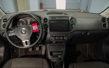 Volkswagen Tiguan I, 2013 год, 949 000 рублей, 11 фотография