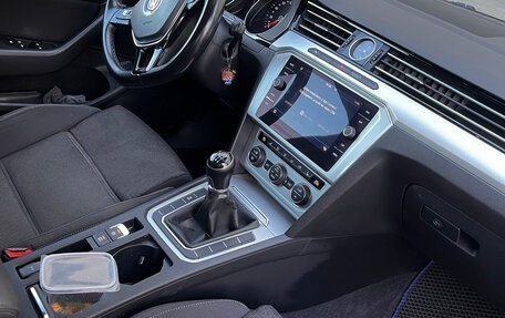 Volkswagen Passat B8 рестайлинг, 2019 год, 1 950 000 рублей, 7 фотография